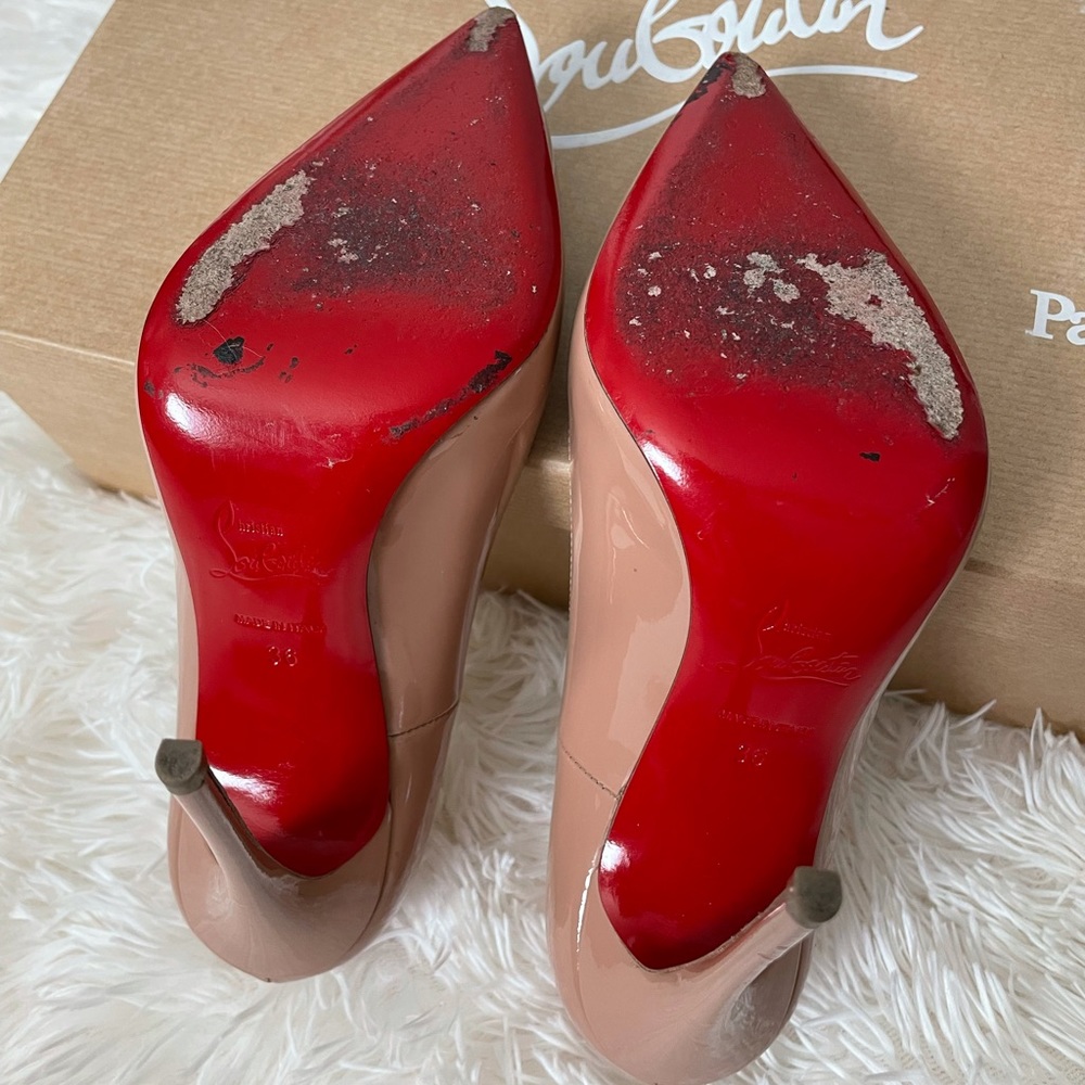 Christian Louboutin So Kate Nude Heels - Picture 5 of 5